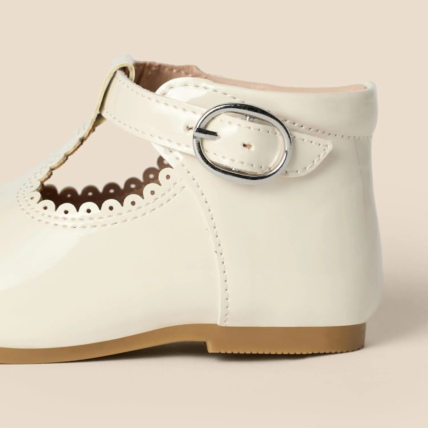 Amazon Essentials x Sofia Grainge Toddlers and Baby Girls Non-Slip Mary Jane Shoes